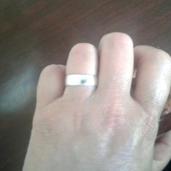 NWOT 999 Pure Silver Hand-Forged Ring Size 8 - Picture 4 of 5